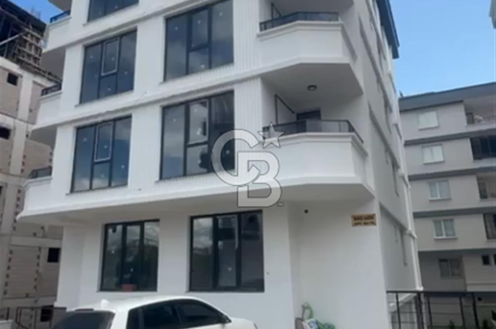 YUNUS EMRE CADDESİNDE SIFIR SATILIK 1+1 DAİRELER 