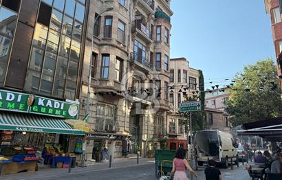 Kadıköy Karakolhane Cad.Yakını Yatırımlık Satılık Geniş 1+1