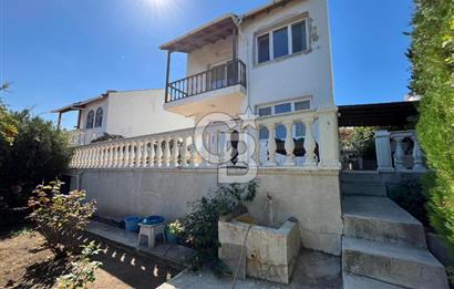 Panoramik Deniz Manzaralı 385 m2 Arsa İçerisinde Dubleks Villa