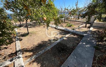 Panoramik Deniz Manzaralı 385 m2 Arsa İçerisinde Dubleks Villa