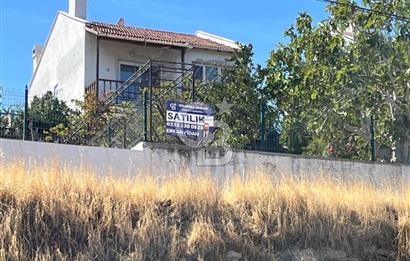 Panoramik Deniz Manzaralı 385 m2 Arsa İçerisinde Dubleks Villa