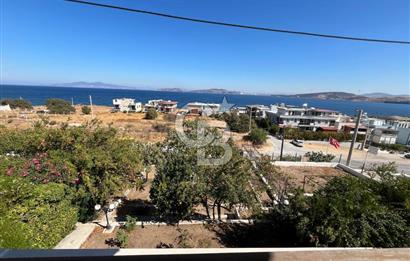 Panoramik Deniz Manzaralı 385 m2 Arsa İçerisinde Dubleks Villa
