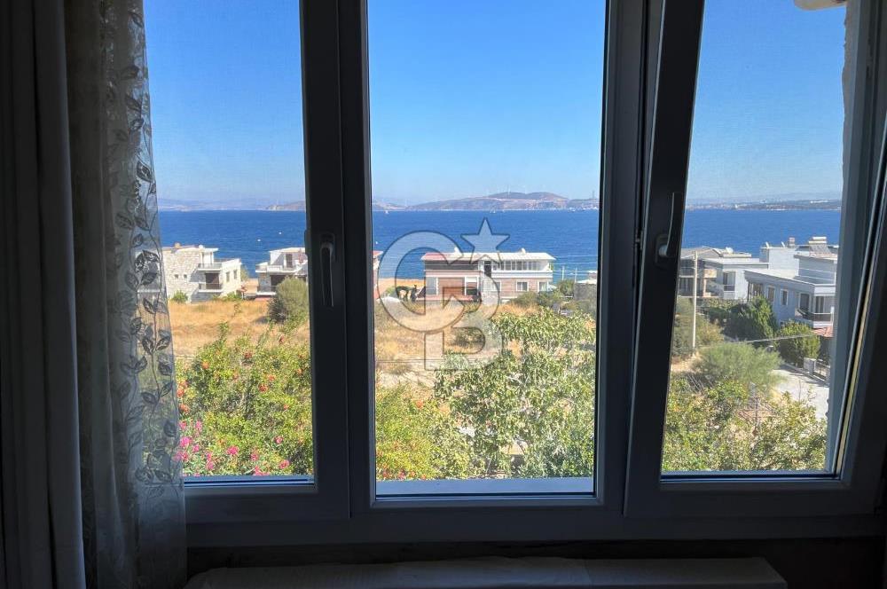Panoramik Deniz Manzaralı 385 m2 Arsa İçerisinde Dubleks Villa