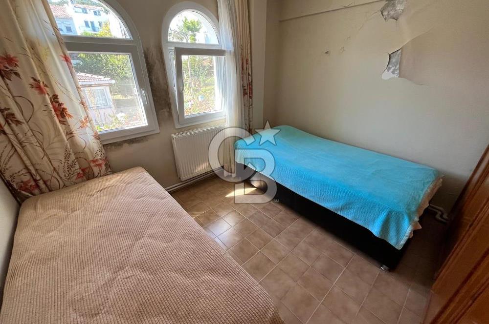 Panoramik Deniz Manzaralı 385 m2 Arsa İçerisinde Dubleks Villa