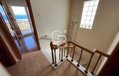 Panoramik Deniz Manzaralı 385 m2 Arsa İçerisinde Dubleks Villa