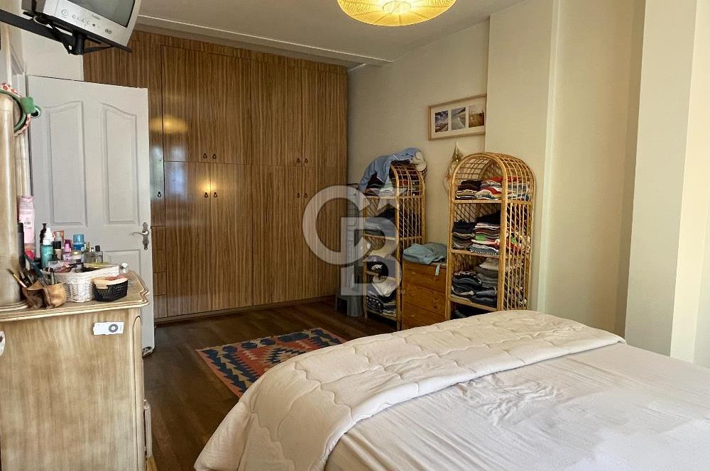 Bornova Atatürk Mahallesi Zümrütevlerde Eşyalı Kiralık 3+1 Villa