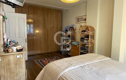 Bornova Atatürk Mahallesi Zümrütevlerde Eşyalı Kiralık 3+1 Villa