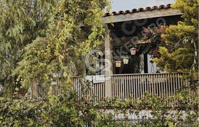 BODRUM'UN MERKEZİNDE HAVUZLU SİTE İÇİ 4+1 MÜSTAKİL EV