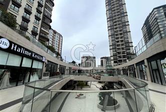 MAHMUTBEY LUXERA MEYDAN'DA SATILIK SIFIR DÜKKAN