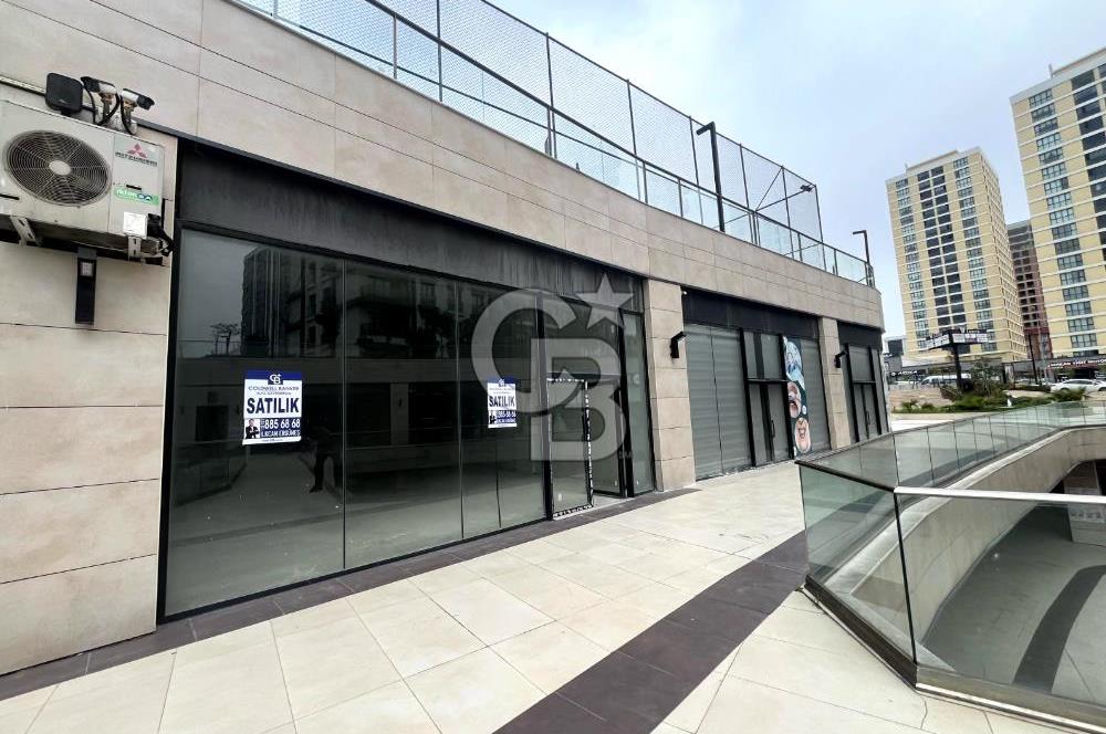 MAHMUTBEY LUXERA MEYDAN'DA SATILIK SIFIR DÜKKAN