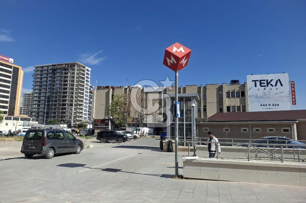 ALİ KABAKÇI İŞ HANIN'DA SATILIK DÜKKAN-MAĞAZA