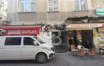 karşıyaka çarşı içinde 1+0 teraslı daire
