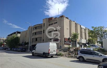 ALİ KABAKÇI İŞ HANI ZEMİN KATTA SATILIK 135 M2 DEPO