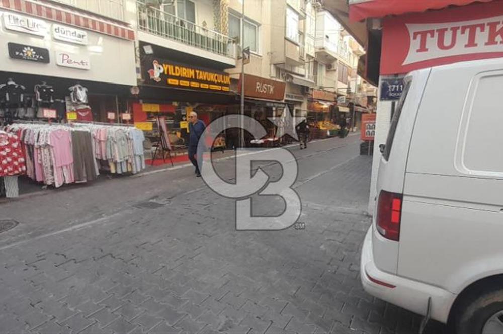 karşıyaka çarşı içinde 1+0 teraslı daire