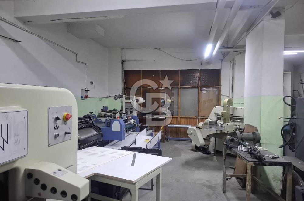 ALİ KABAKÇI İŞ HANI ZEMİN KATTA SATILIK 135 M2 DEPO