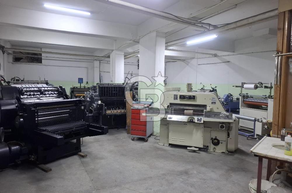 ALİ KABAKÇI İŞ HANI ZEMİN KATTA SATILIK 135 M2 DEPO