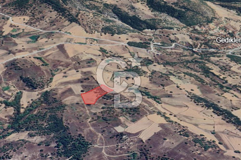 BÜYÜKORHAN PERÇİN KÖY BARAJ SUYU VANALI 15.927 m²  YATIRIMLIK