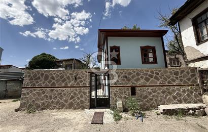 Büyük Bahçeli, Otoparklı, Eşyalı Full Yapılı Müstakil Konak