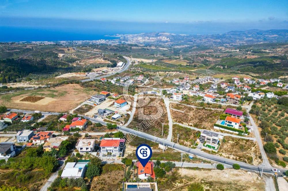 KUŞADASI YAYLAKÖY DENİZ MANZARALI MÜSTAKİL EV