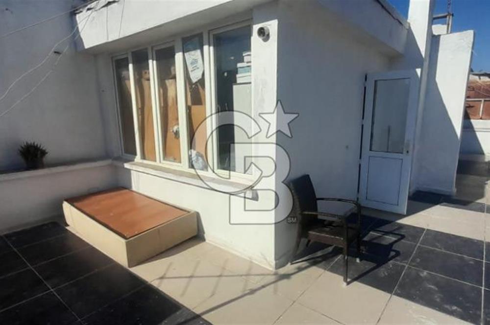 karşıyaka çarşı içinde 1+0 teraslı daire