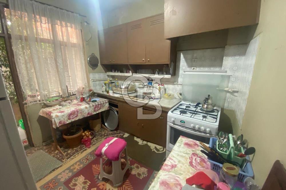 KARABAĞLAR'da SATILIK 3 KATLI KOMPLE BİNA