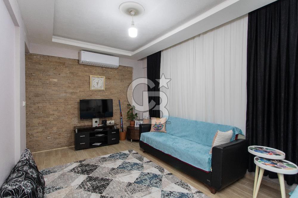 Foça Kazım Dirik Mah. Satılık 2+1 Müstakil Girişli Daire