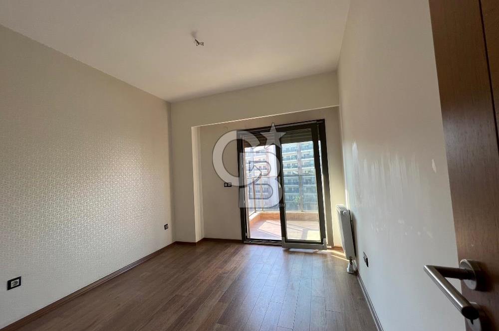 Park Yaşam Ataşehir Satılık Kiracısız 1+1 Havuz Cephe