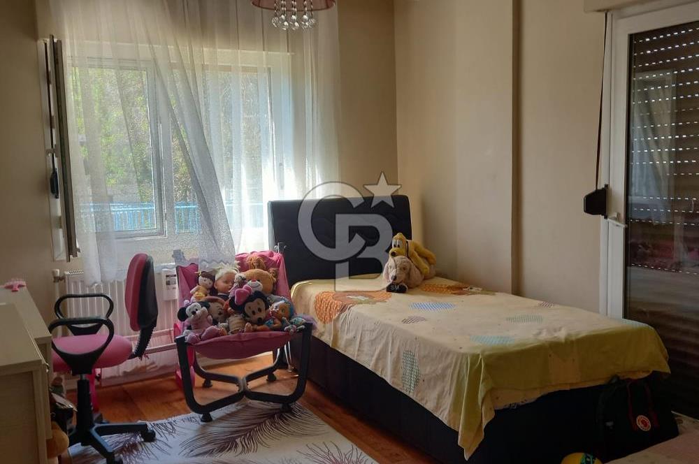 SEFERİHİSAR CAMİKEBİR MAHALLESİ HAVUZLU SİTE İÇİNDE 3+1 DAİRE