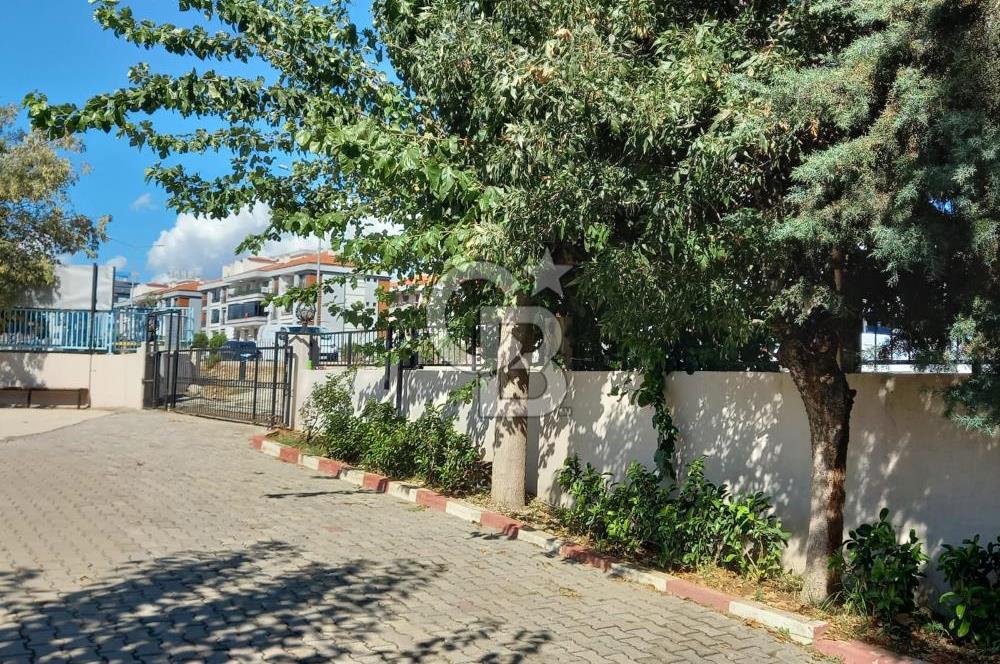 SEFERİHİSAR CAMİKEBİR MAHALLESİ HAVUZLU SİTE İÇİNDE 3+1 DAİRE