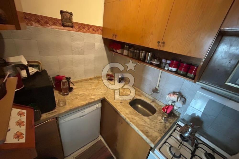 ŞİŞLİ BARUTHANE CADDESİNDE SATILIK 2+1 DAİRE