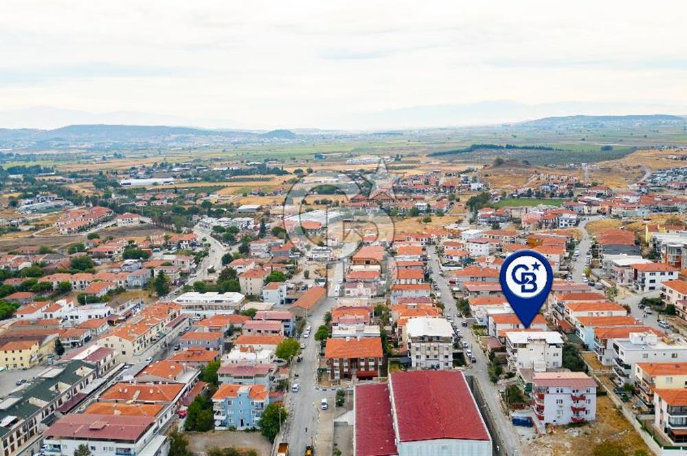 Foça Kazım Dirik Mah. Satılık 2+1 Müstakil Girişli Daire