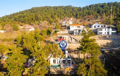 Manisa Yunusemre Gökçeler'de Satılık Loft Havuzlu Villa