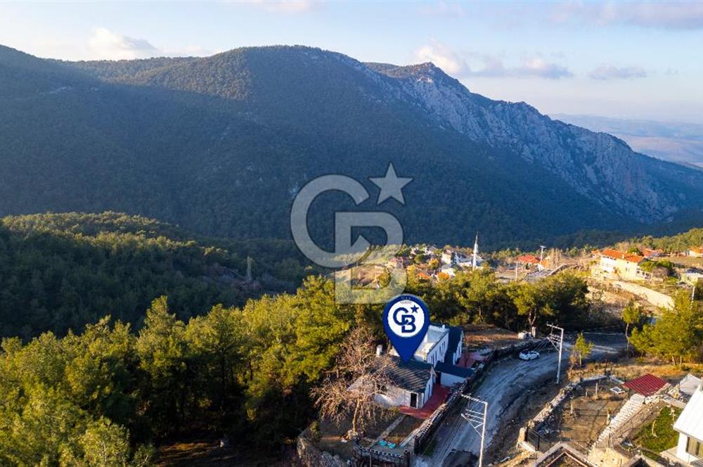 Manisa Yunusemre Gökçeler'de Satılık Loft Havuzlu Villa