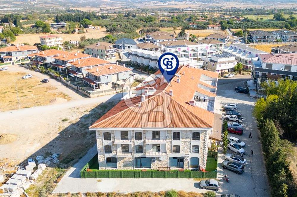 Foça Bağarası Hacıveli Mah. Satılık 2+1 Merkezi Konum Daire