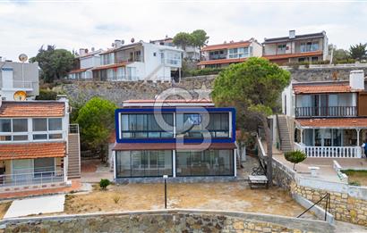 Foça Çanak Sitesi'nde Manzaralı Satılık Lüks Tadilatlı 2+2 Daire