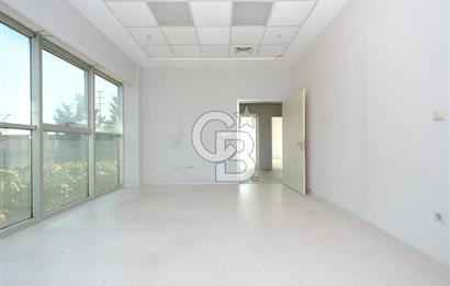 Özlücede Hastane Ruhsatlı 3 Katlı 1400 m2 Kiralık Komple Bina
