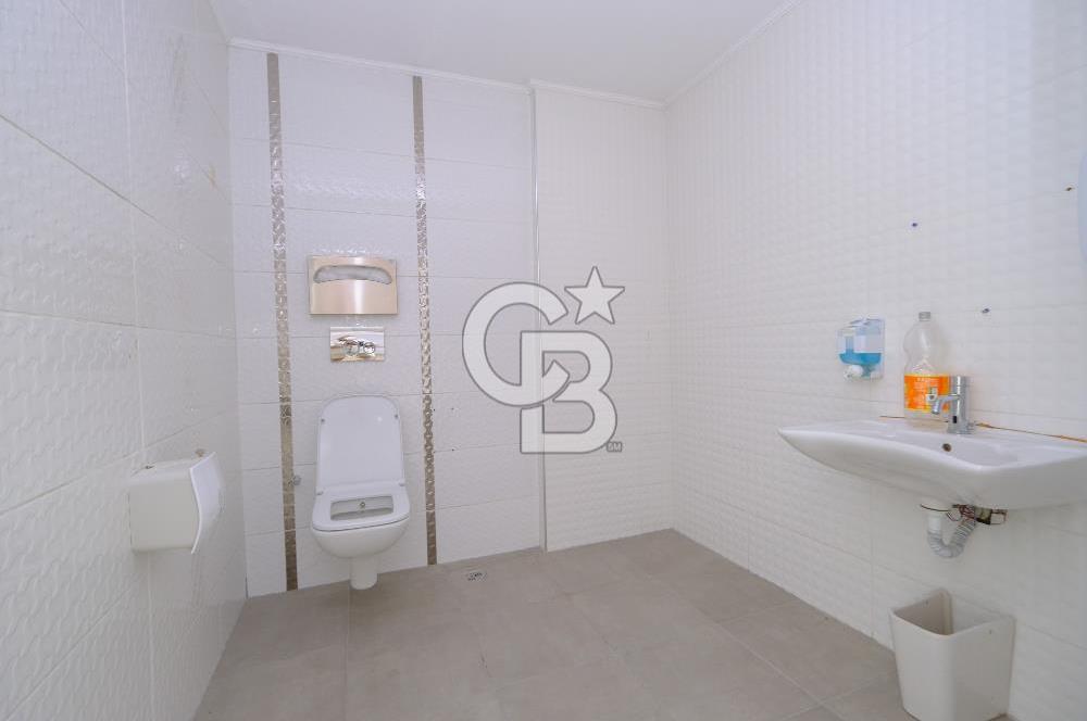 Özlücede Hastane Ruhsatlı 3 Katlı 1400 m2 Kiralık Komple Bina