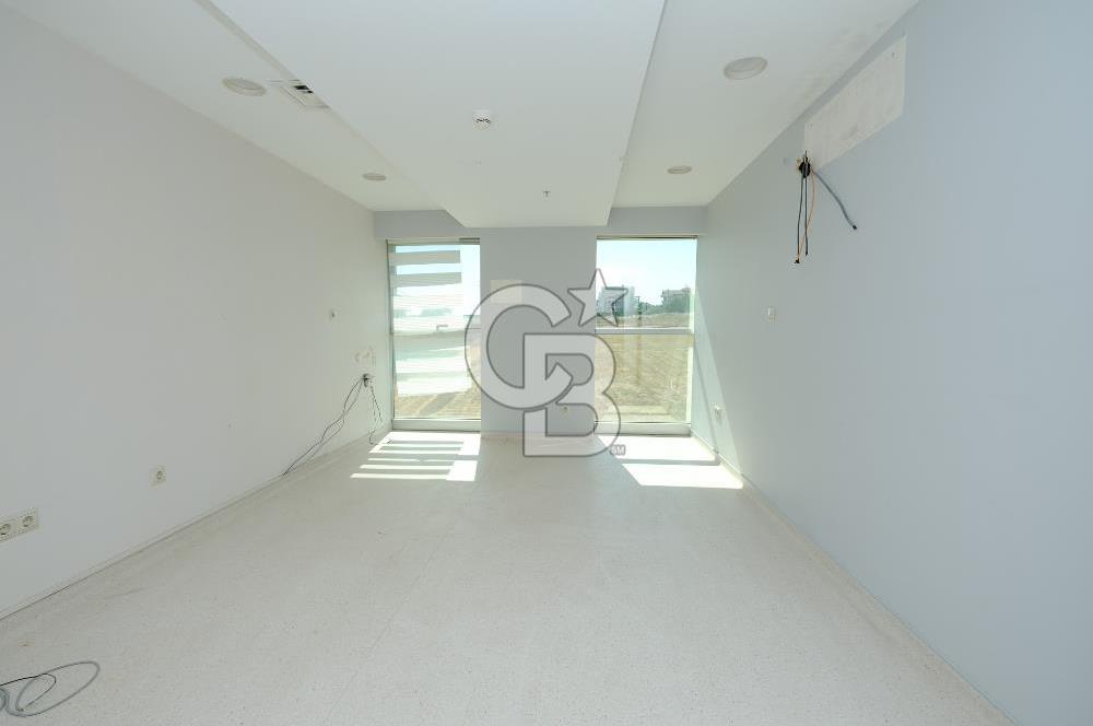 Özlücede Hastane Ruhsatlı 3 Katlı 1400 m2 Kiralık Komple Bina