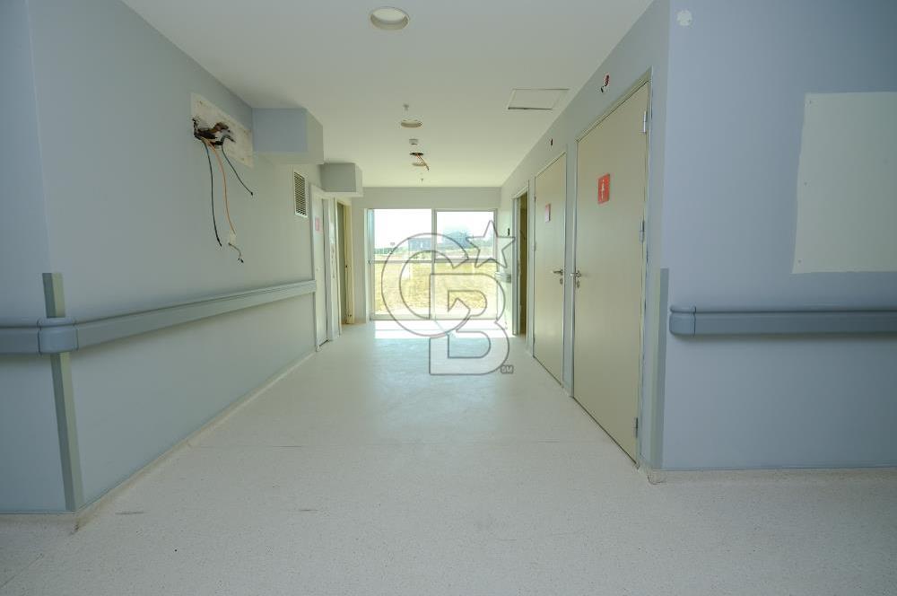 Özlücede Hastane Ruhsatlı 3 Katlı 1400 m2 Kiralık Komple Bina