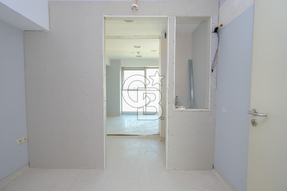 Özlücede Hastane Ruhsatlı 3 Katlı 1400 m2 Kiralık Komple Bina