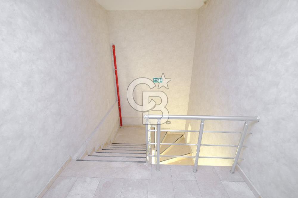 Özlücede Hastane Ruhsatlı 3 Katlı 1400 m2 Kiralık Komple Bina