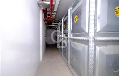 Özlücede Hastane Ruhsatlı 3 Katlı 1400 m2 Kiralık Komple Bina