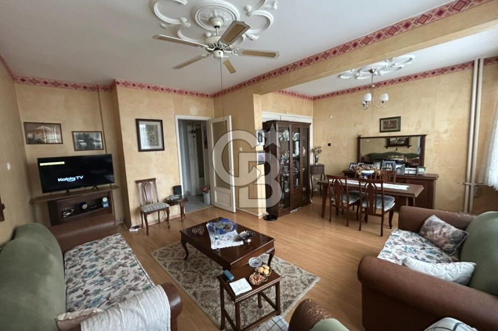 ŞİŞLİ BARUTHANE CADDESİNDE SATILIK 2+1 DAİRE