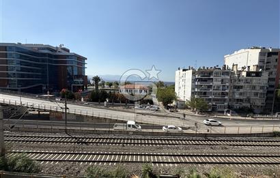 Bayraklı 3+1 Deniz manzaralı 