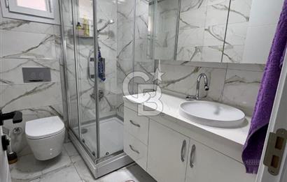 Foça Çanak Sitesi'nde Manzaralı Satılık Lüks Tadilatlı 2+2 Daire