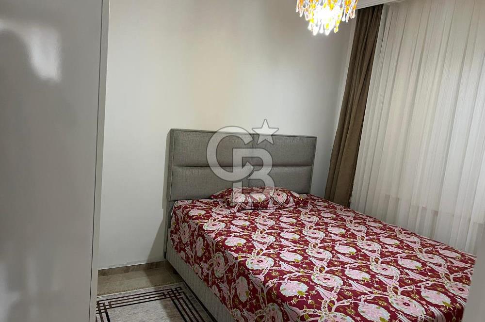 Foça Çanak Sitesi'nde Manzaralı Satılık Lüks Tadilatlı 2+2 Daire