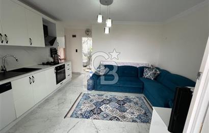 Foça Çanak Sitesi'nde Manzaralı Satılık Lüks Tadilatlı 2+2 Daire