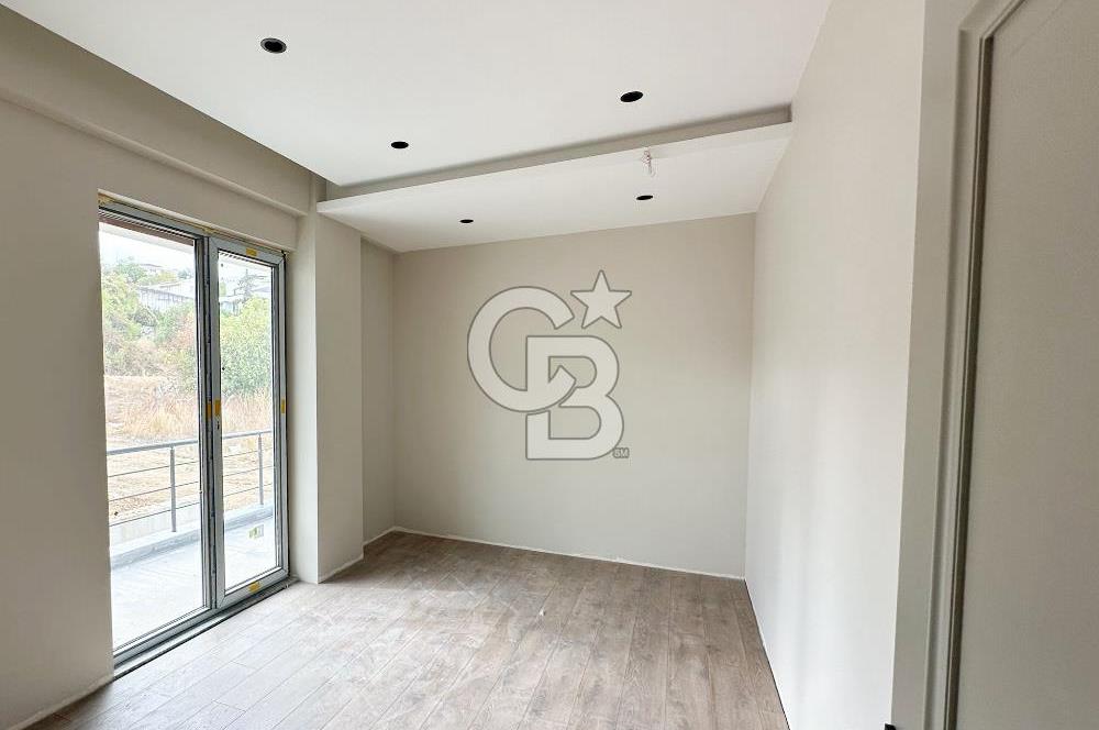 BURSA NİLÜFER KAYAPA'DA MODERN MİMARİLİ LÜKS VİLLA