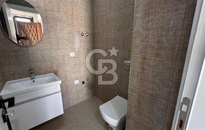 Karaburun Saip'te Deniz Manzaralı Geniş Bahçeli 3+1 Tripleks