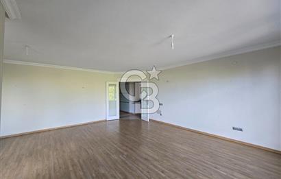 YAŞAMKENT'TE KONUTKENT YANI HAVUZLU SİTEDE 4+1 190 m2 DAİRE